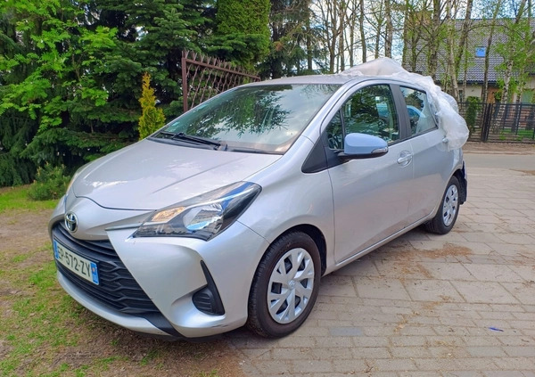 Toyota Yaris cena 21900 przebieg: 89000, rok produkcji 2017 z Ciechanów małe 37